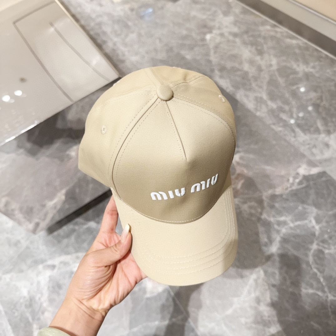 Miu Miu Caps